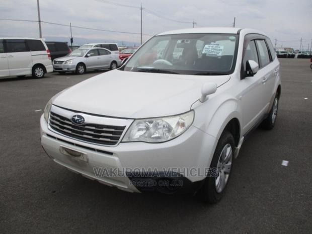 Subaru Forester 2011 Pearl