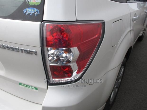 Subaru Forester 2011 Pearl