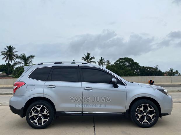 Subaru Forester 2013 Gray