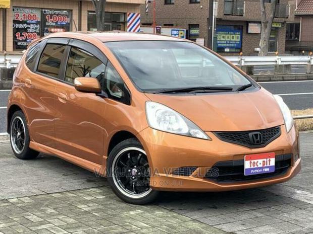 Honda Fit 2010 Orange