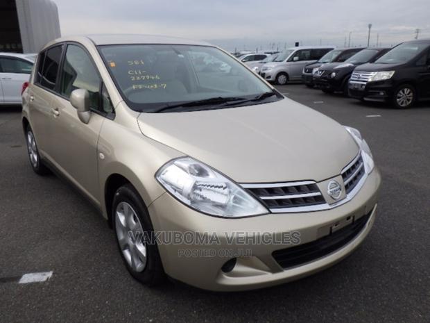 Nissan Tiida 2009 Gold