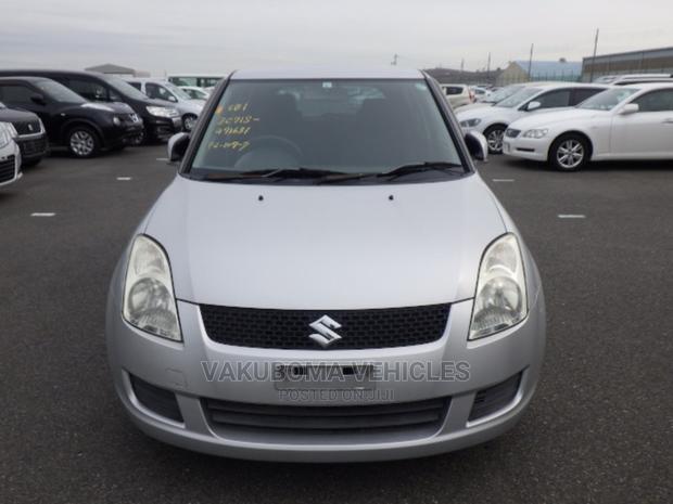 Suzuki Swift 2009 Silver
