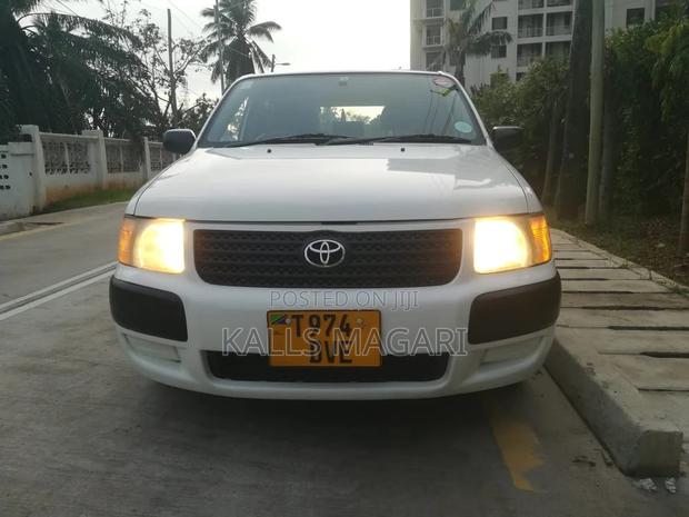 Toyota Probox 2003 White