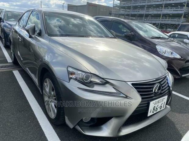 Lexus IS 2015 Gray