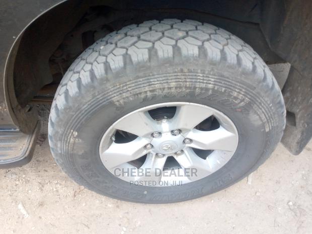 Toyota Land Cruiser Prado 2012 2.7 i Black
