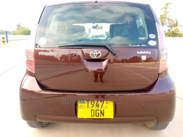 Toyota Passo 2006 Brown