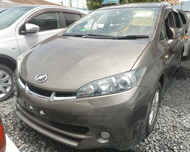 Toyota Wish 2009 Brown