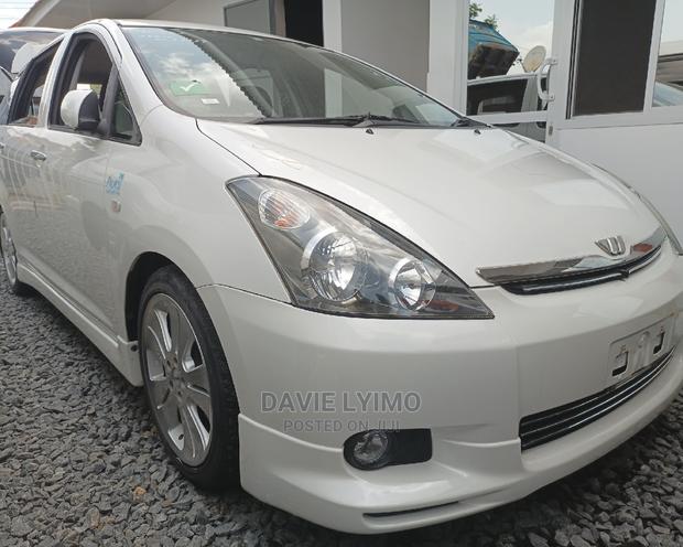 Toyota Wish 2003 White