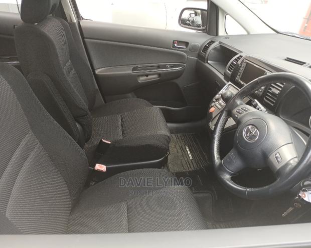 Toyota Wish 2003 White