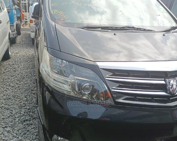 Toyota Alphard 2007