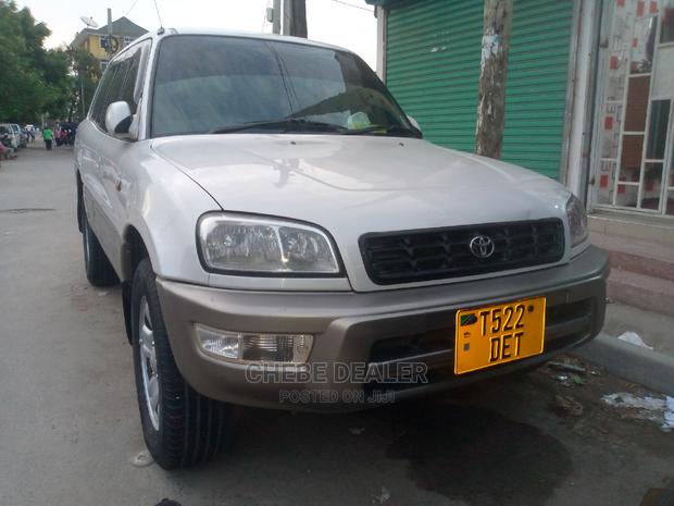 Toyota RAV4 1998 Cabriolet White