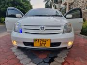 Toyota IST 2003 White for sale