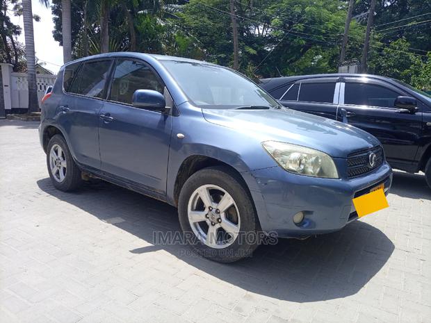 Toyota RAV4 2008 Blue