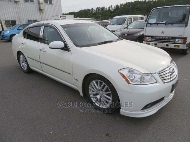 Nissan Fuga 2005 Pearl