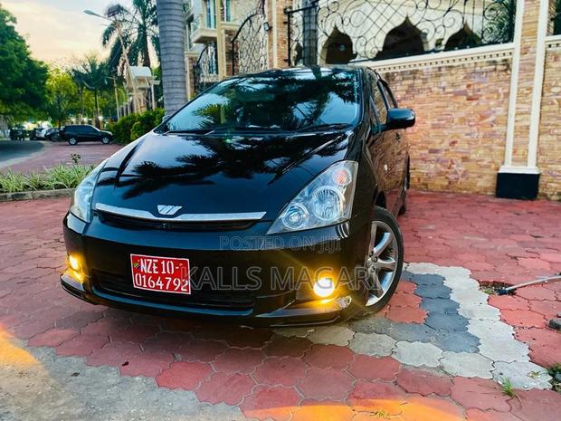 Toyota Wish 2005 Black