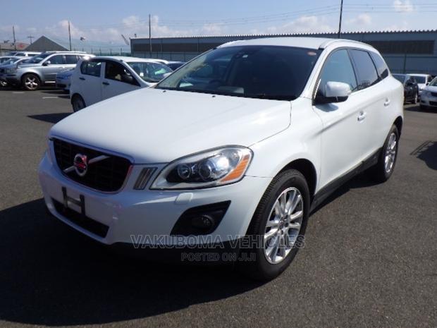 Volvo XC60 2010 Pearl