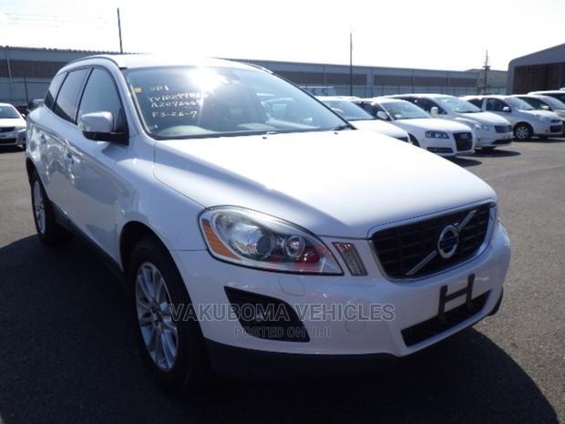 Volvo XC60 2010 Pearl