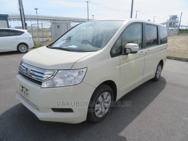 Honda Stepwgn 2009 Pearl