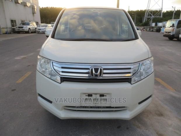 Honda Stepwgn 2009 Pearl