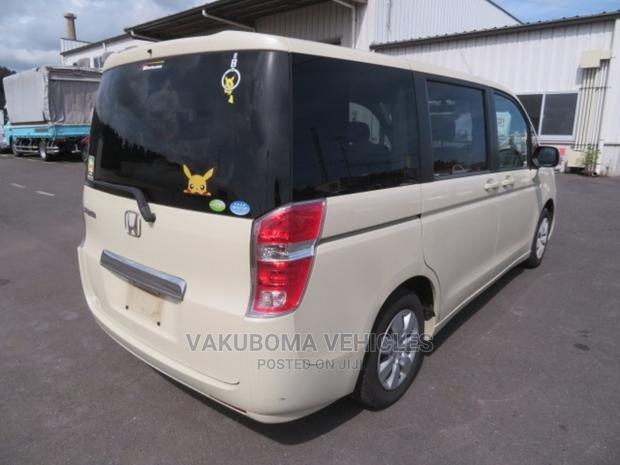 Honda Stepwgn 2009 Pearl