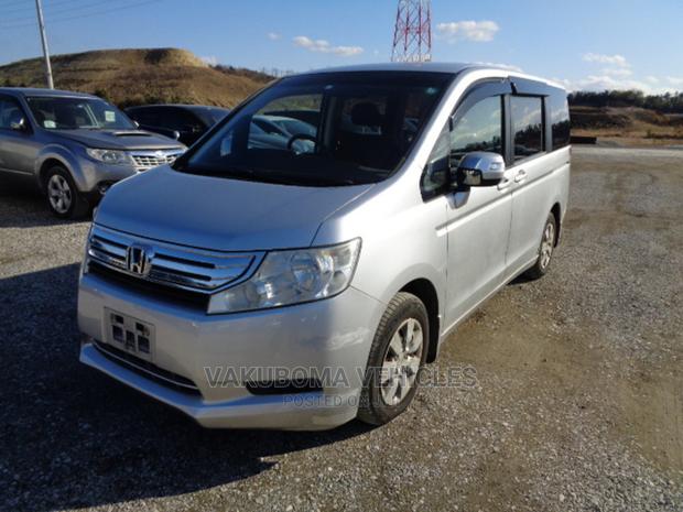 Honda Stepwgn 2009 Silver