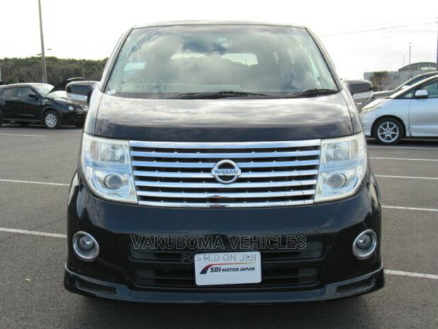 Nissan Elgrand 2005 Black