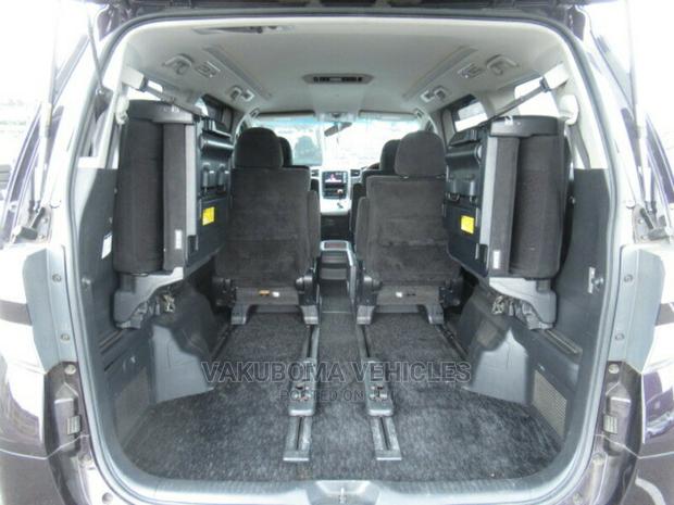 Toyota Vellfire 2011 Black