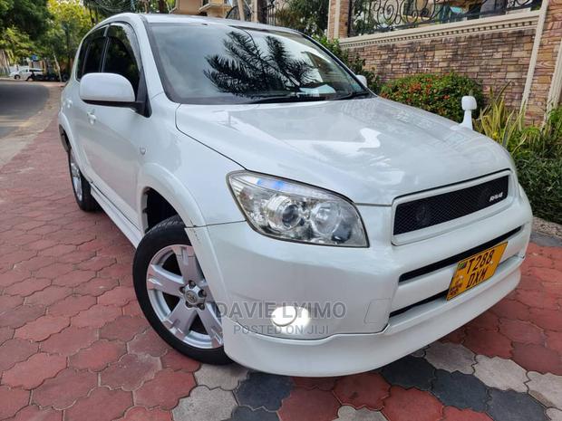 Toyota RAV4 2006 Pearl