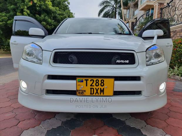 Toyota RAV4 2006 Pearl