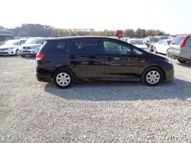 Toyota Wish 2011 Black