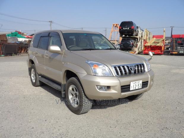 Toyota Land Cruiser Prado 2005 Gold