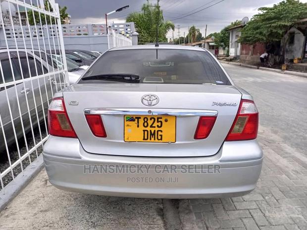 Toyota Premio 2002 Silver