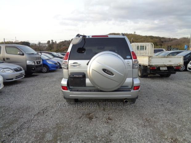 Toyota Land Cruiser Prado 2005 Silver