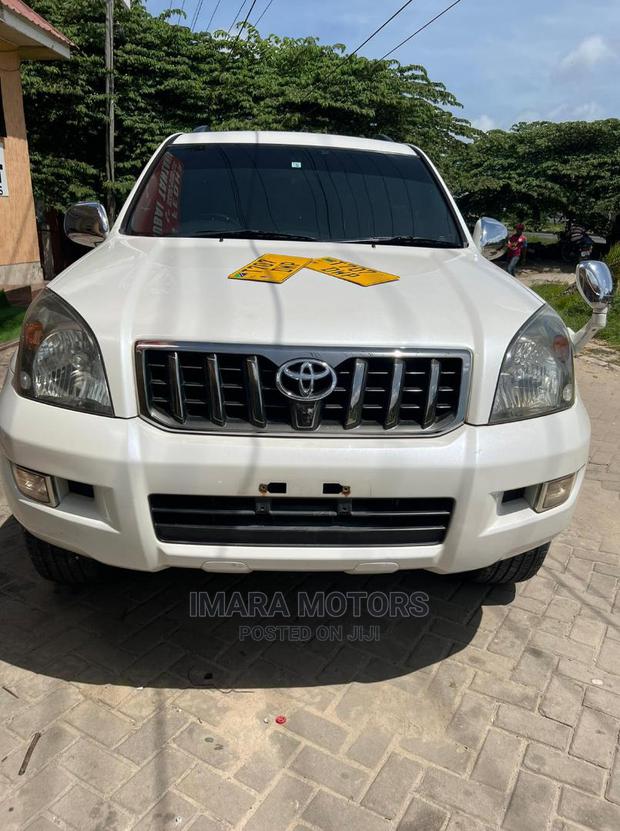 Toyota Land Cruiser Prado 2008 White
