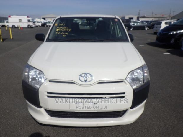 Toyota Succeed 2017 Pearl