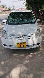 Toyota Corolla Spacio 2004 White for sale