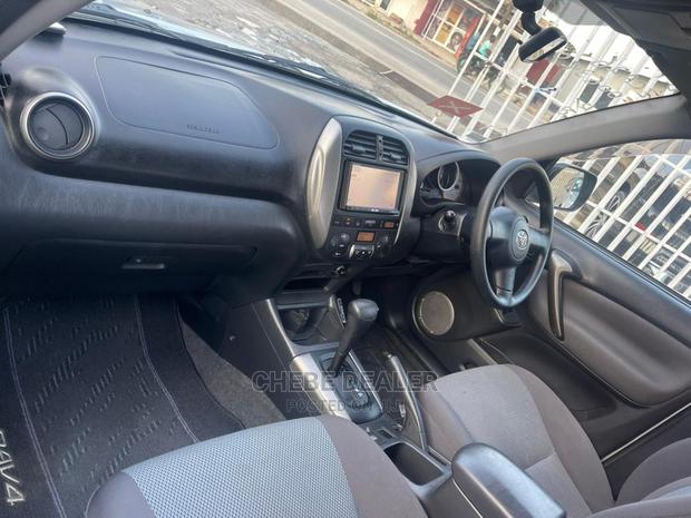Toyota RAV4 1.8 2005 Silver