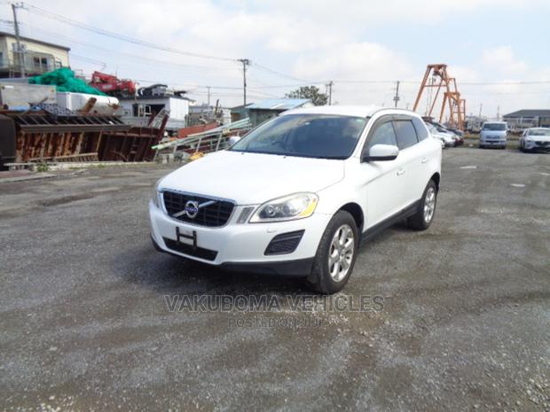 Volvo XC60 2011 Pearl