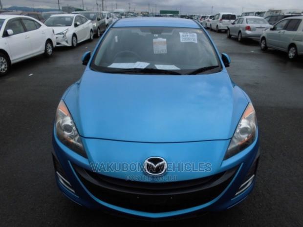 Mazda Axela 2011 Blue