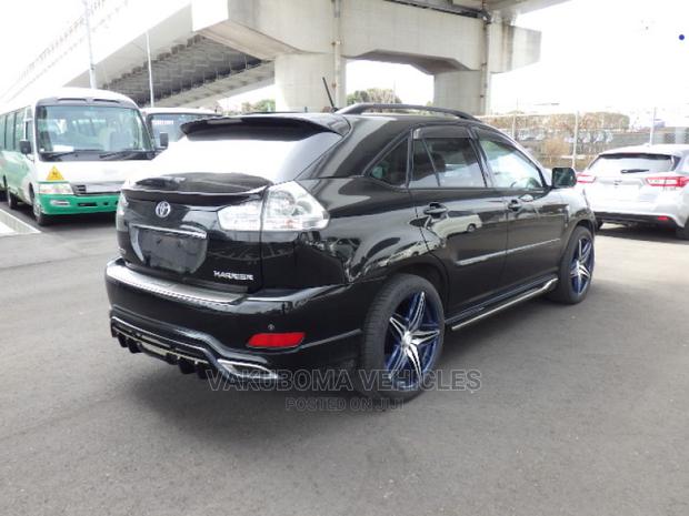 Toyota Harrier 2004 Black