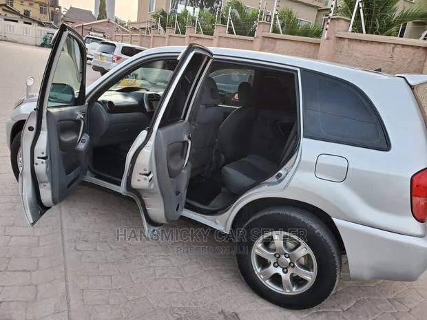 Toyota RAV4 Automatic 2003 Silver