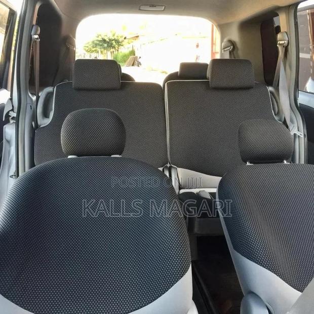 Toyota Sienta 2005 White