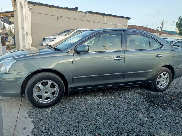 Toyota Corona 2006 Beige