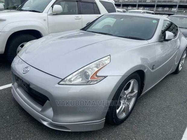 Nissan Fairlady 2008 Silver