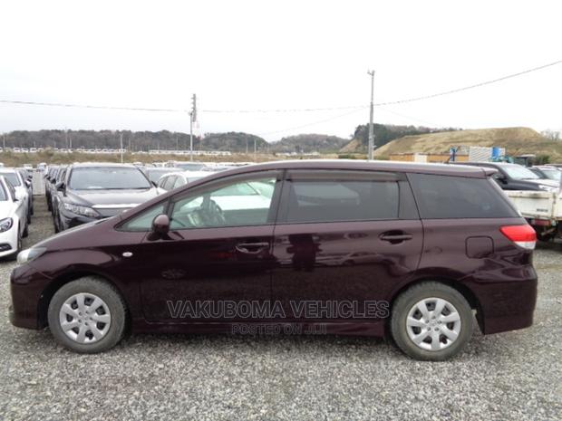 Toyota Wish 2011 Purple