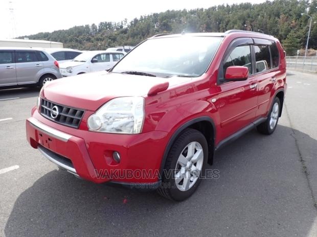 Nissan X-Trail 2010 Red