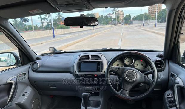 Toyota RAV4 2004 Black