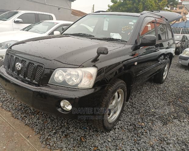 Toyota Kluger 2001 Black