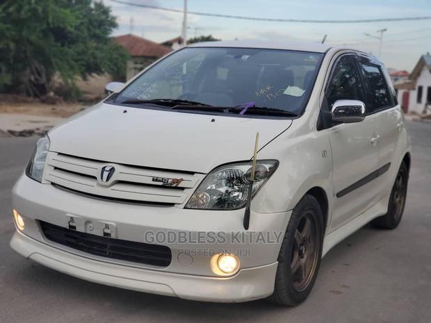 Toyota IST 2005 White