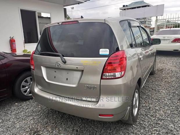 Toyota Corolla Spacio 2002 Beige